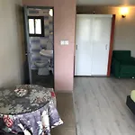 Surf House Rose I Po3a L Golden Sands
