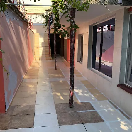 Surf House Rose I Po3a L