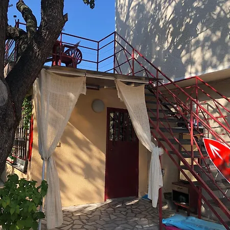 Surf House Rose I Po3a L 3*