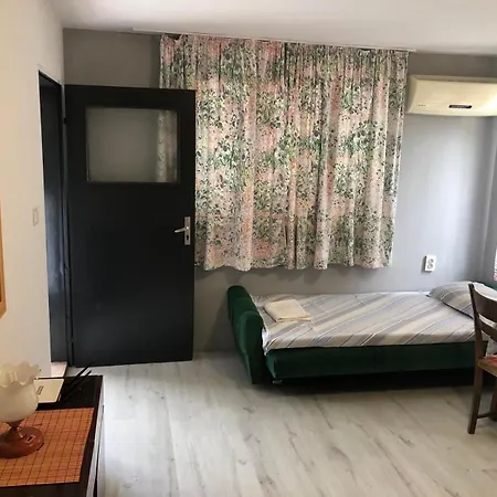 Guest house Surf House Rose I Po3a L 3*