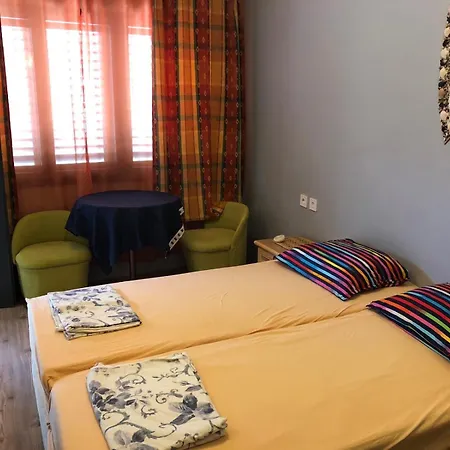 Guest house Surf House Rose I Po3a L