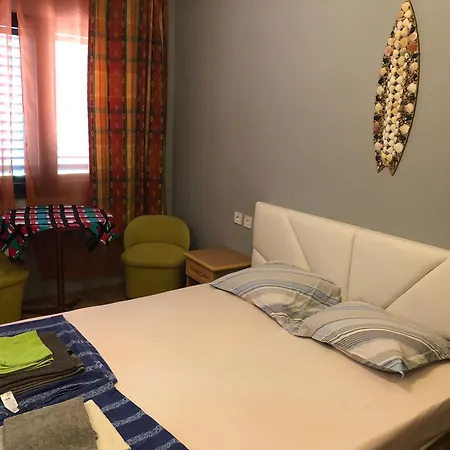 Surf House Rose I Po3a L Golden Sands