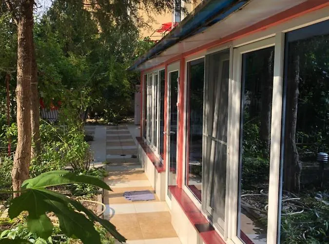 Casa de hóspedes Surf House Rose I Po3a L Golden Sands