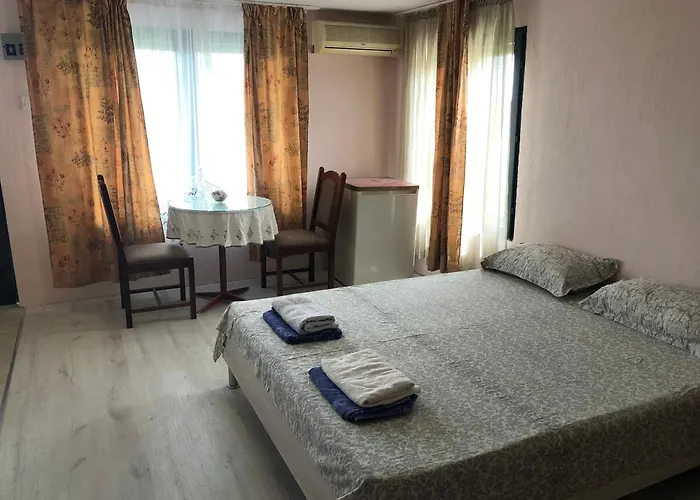 Surf House Rose I Po3a L