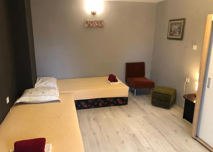 Surf House Rose I Po3a L 招待所