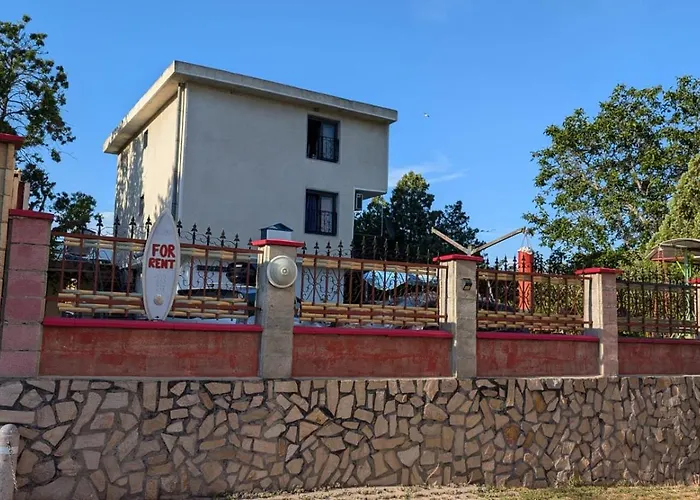 Surf House Rose I Po3a L Golden Sands