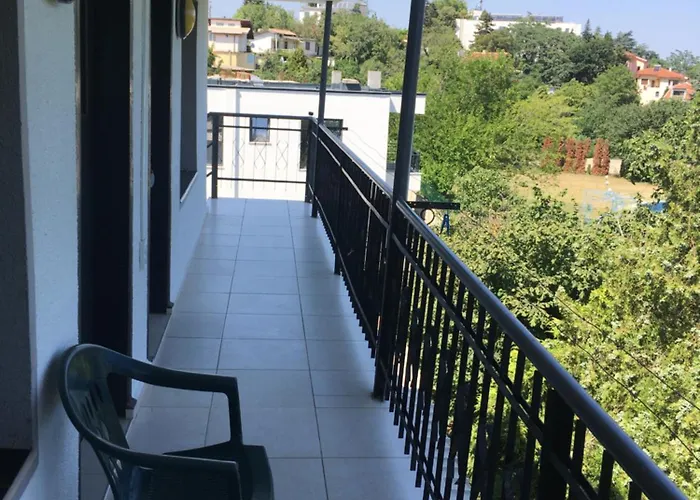 Surf House Rose I Po3a L Casa de hóspedes Golden Sands