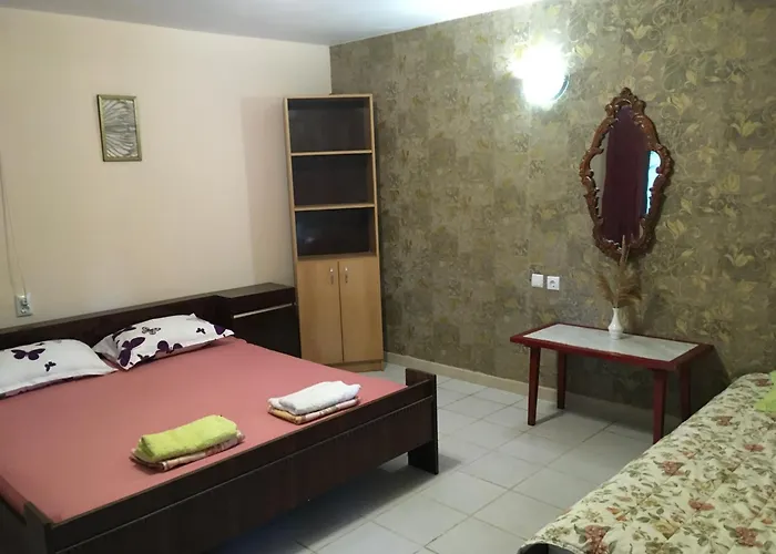 Surf House Rose I Po3a L