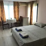 Surf House Rose I Po3a L