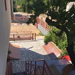 Къща за гости Surf House Rose I Po3a L Златни пясъци
