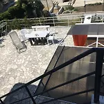 Surf House Rose I Po3a L Къща за гости