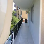 Surf House Rose I Po3a L Golden Sands