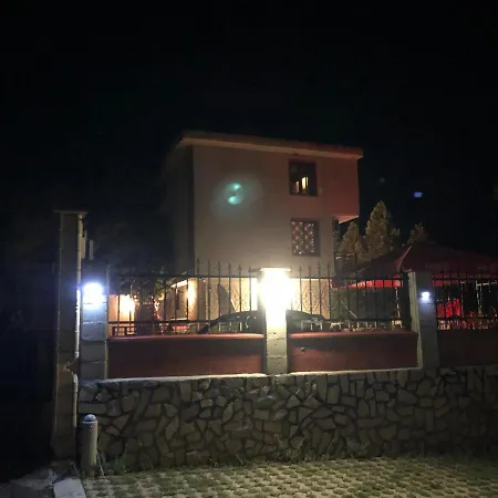 Surf House Rose I Po3a L Penzion 3*