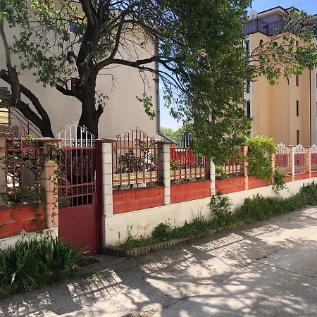 Surf House Rose I Po3a L Penzion Zlate písky