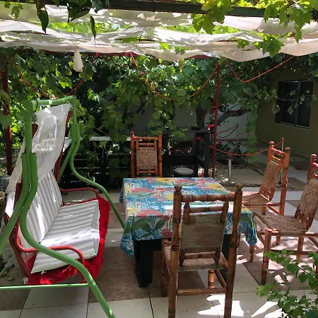 Surf House Rose I Po3a L 3* Zlate písky