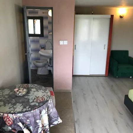 Surf House Rose I Po3a L Золоті Піски