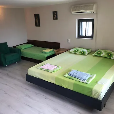 Surf House Rose I Po3a L * Golden Sands