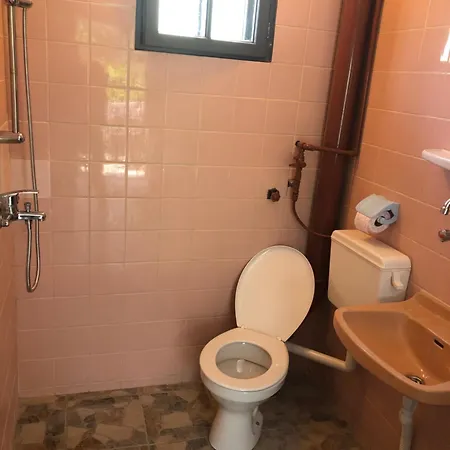Konukevi Surf House Rose I Po3a L *