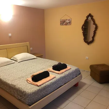 Surf House Rose I Po3a L