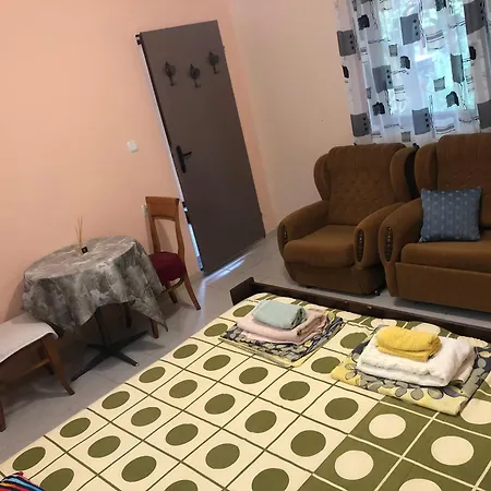 Surf House Rose I Po3a L Golden Sands