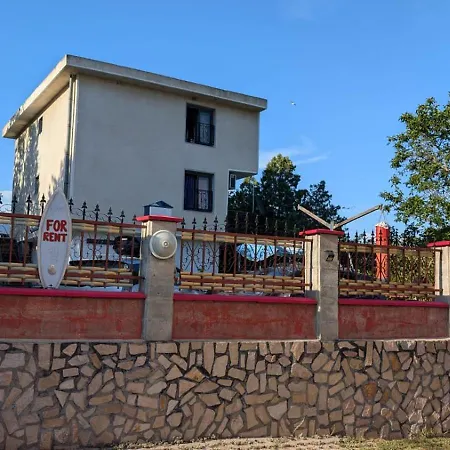 Surf House Rose I Po3a L Золоті Піски