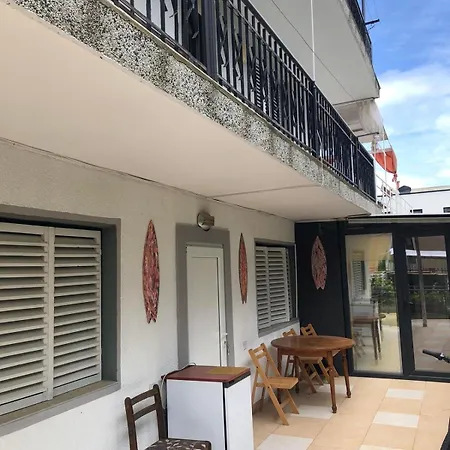 Konukevi Surf House Rose I Po3a L *