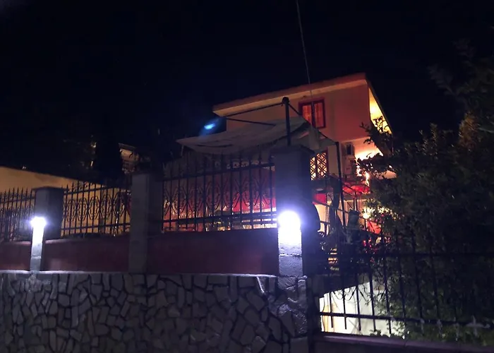 Surf House Rose I Po3a L 3* 골든샌드