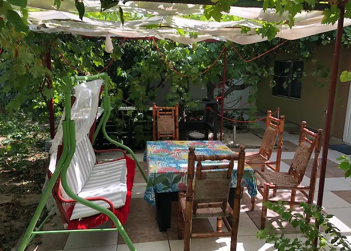 Surf House Rose I Po3a L 3* 골든샌드