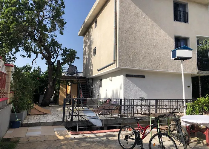 Surf House Rose I Po3a L 게스트하우스 3*