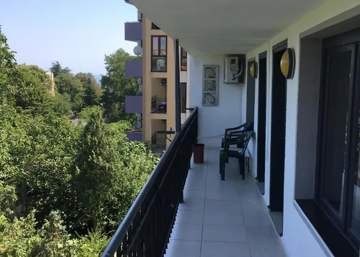 Surf House Rose I Po3a L Pensiune